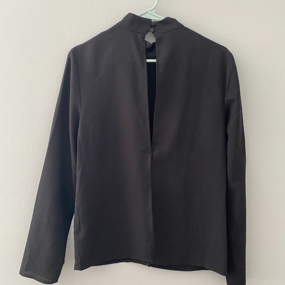 Blouse - Picture 2 of 5